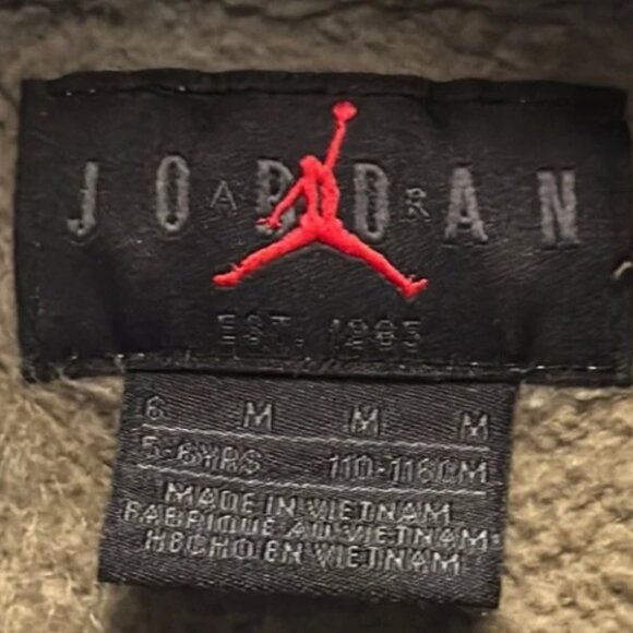 Air Jordan Long Sleeve Camo Hoodie Kids Medium (5-6) - Picture 4 of 4